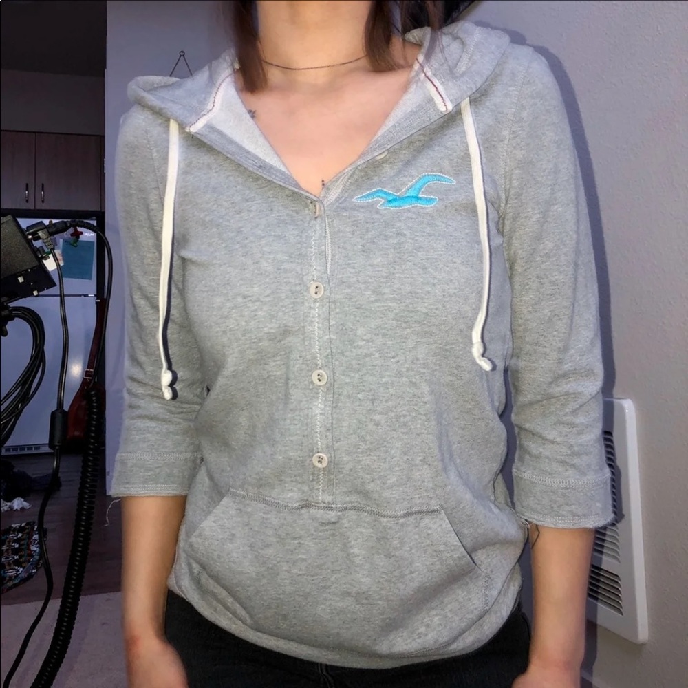 Hollister sweater